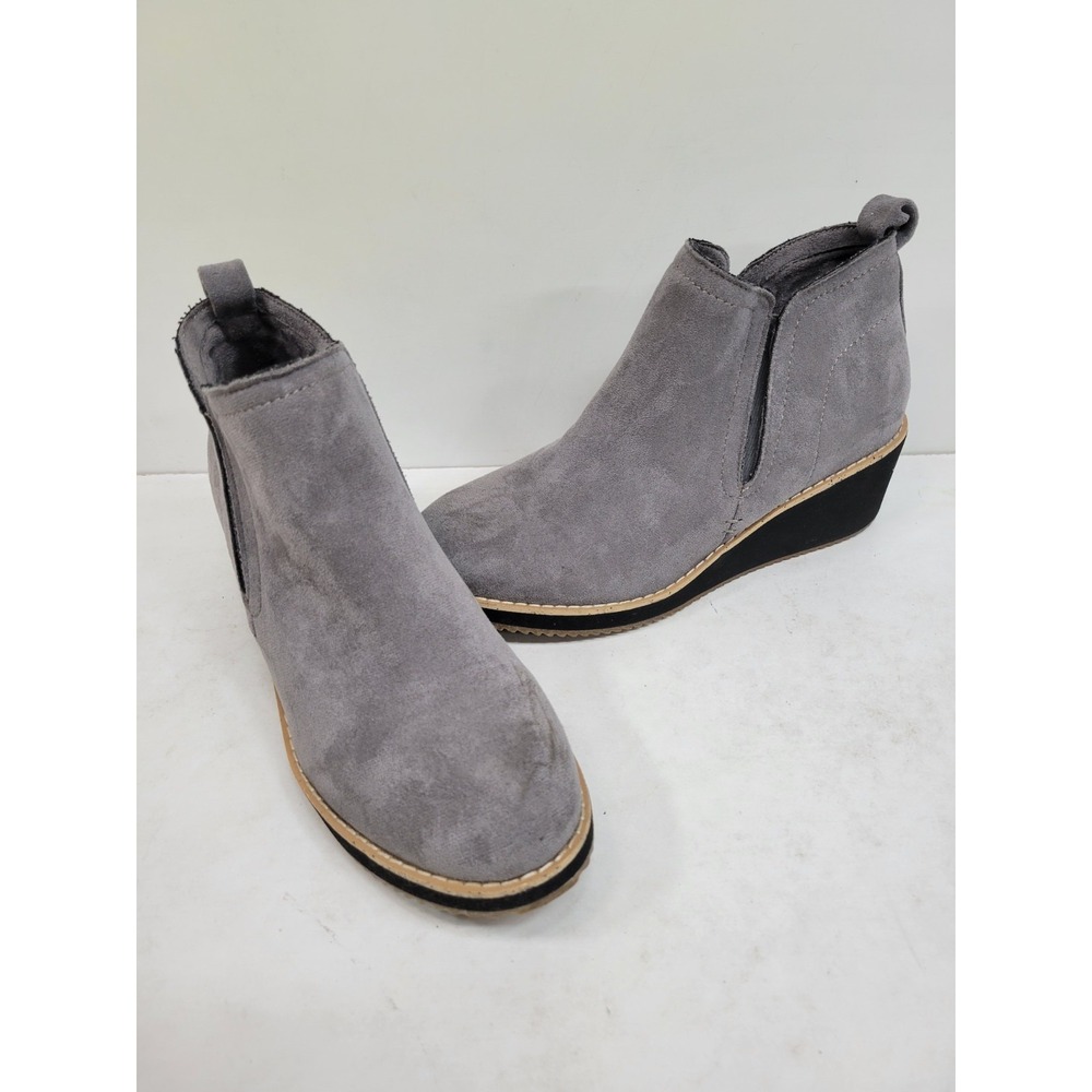 Womens Sz 9.5 Gray Suede Look Wedge Ankle Boots Side Zip Pull Tab Booties